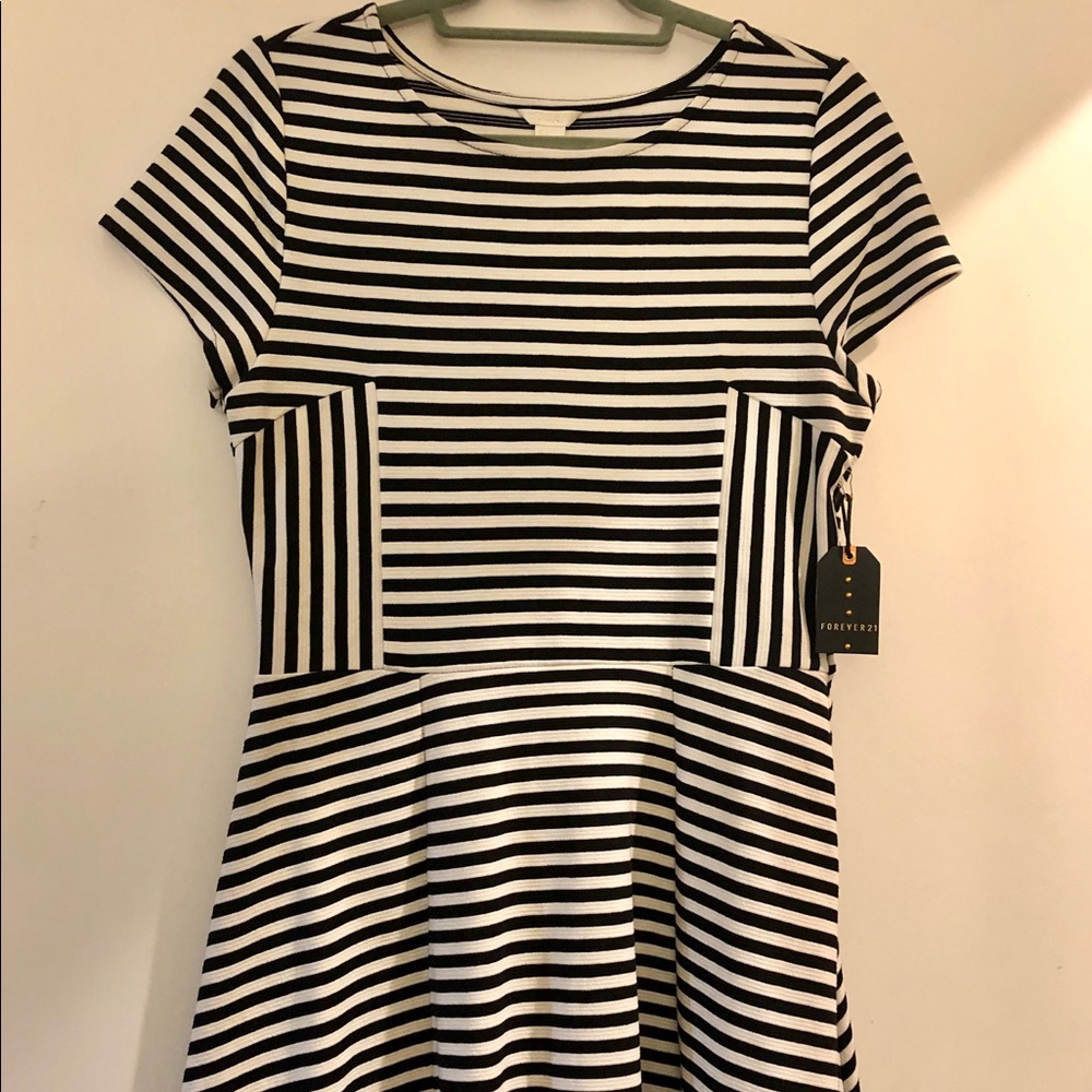 NWT Black and white fit and flare dress